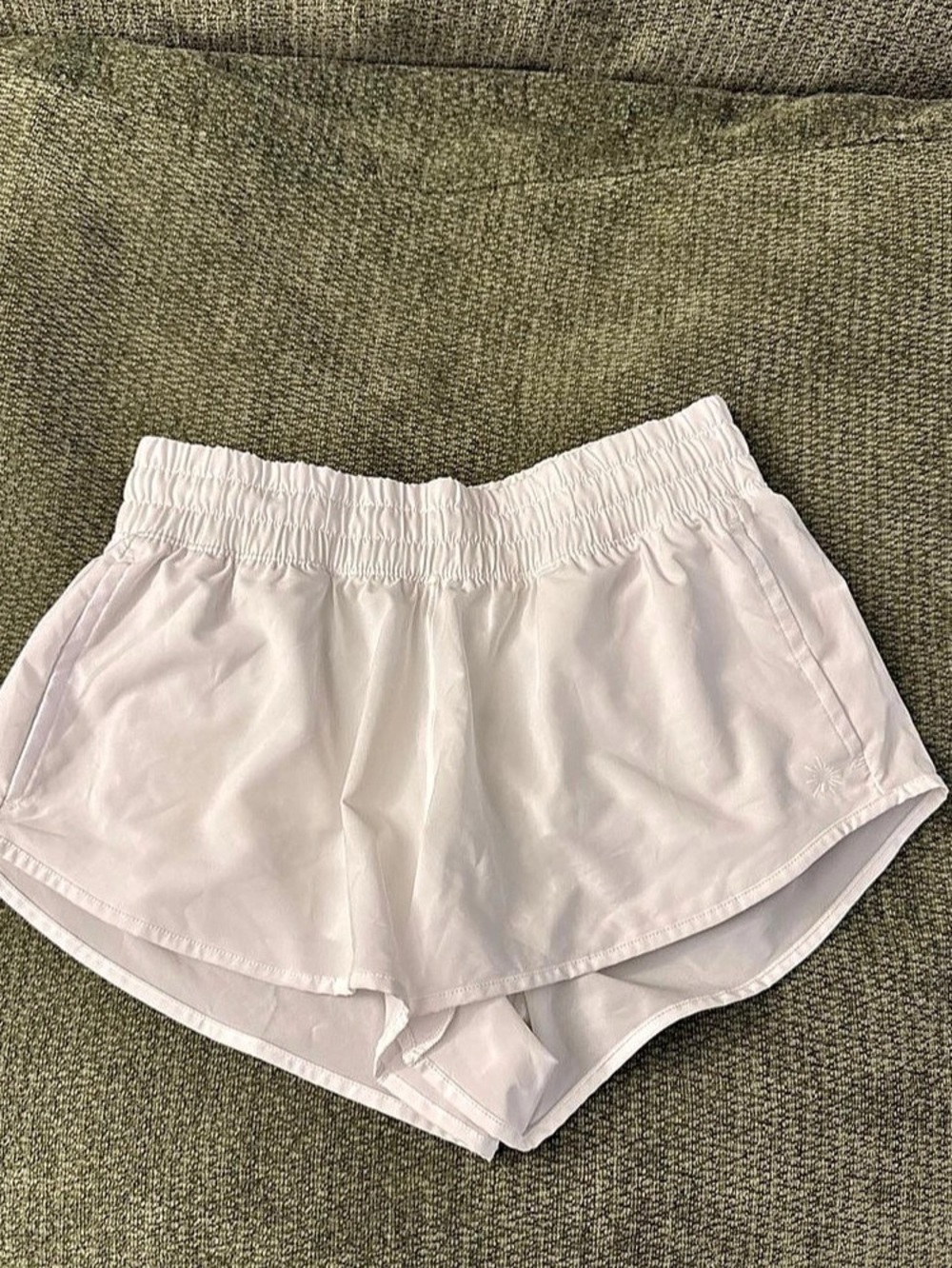 Offline by Aerie Hot Stuff Short Athletic Shorts White XS